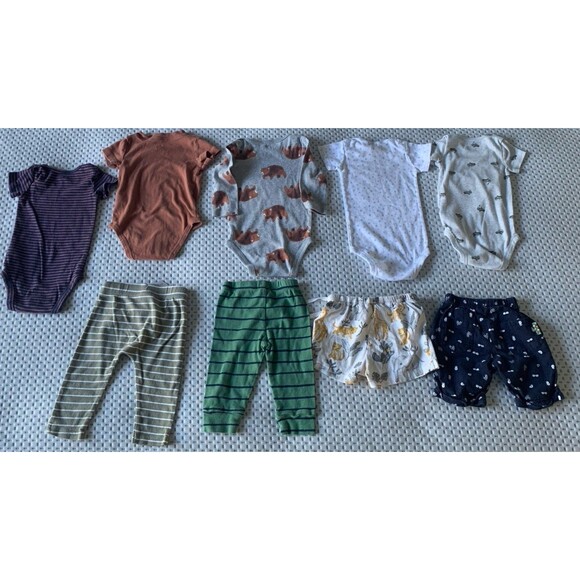 Assorted Lot Baby Boys Clothes 9 Months Bodysuits Bottoms Carters and Others - Picture 1 of 10